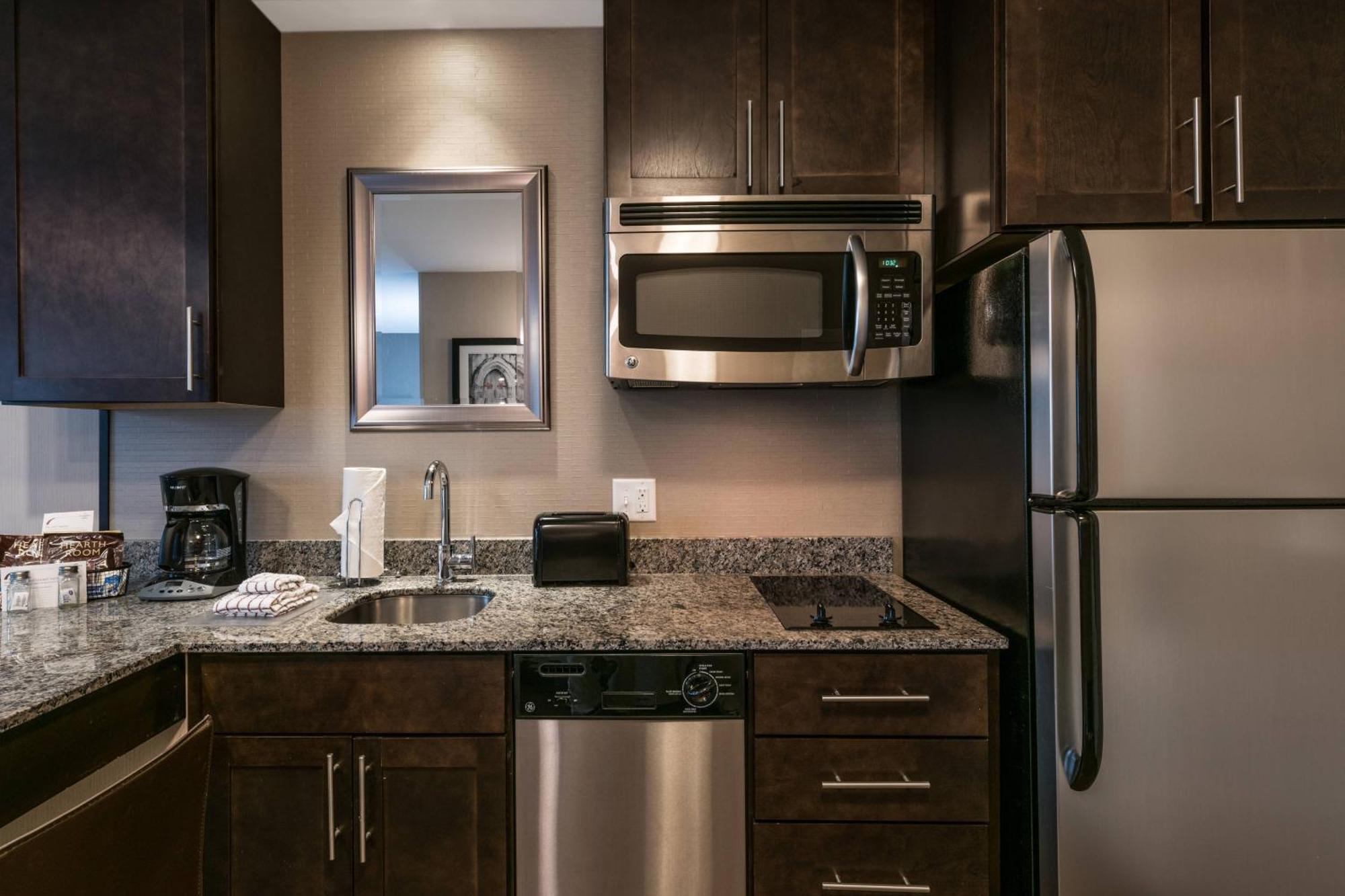 Residence Inn By Marriott Boston Needham Extérieur photo